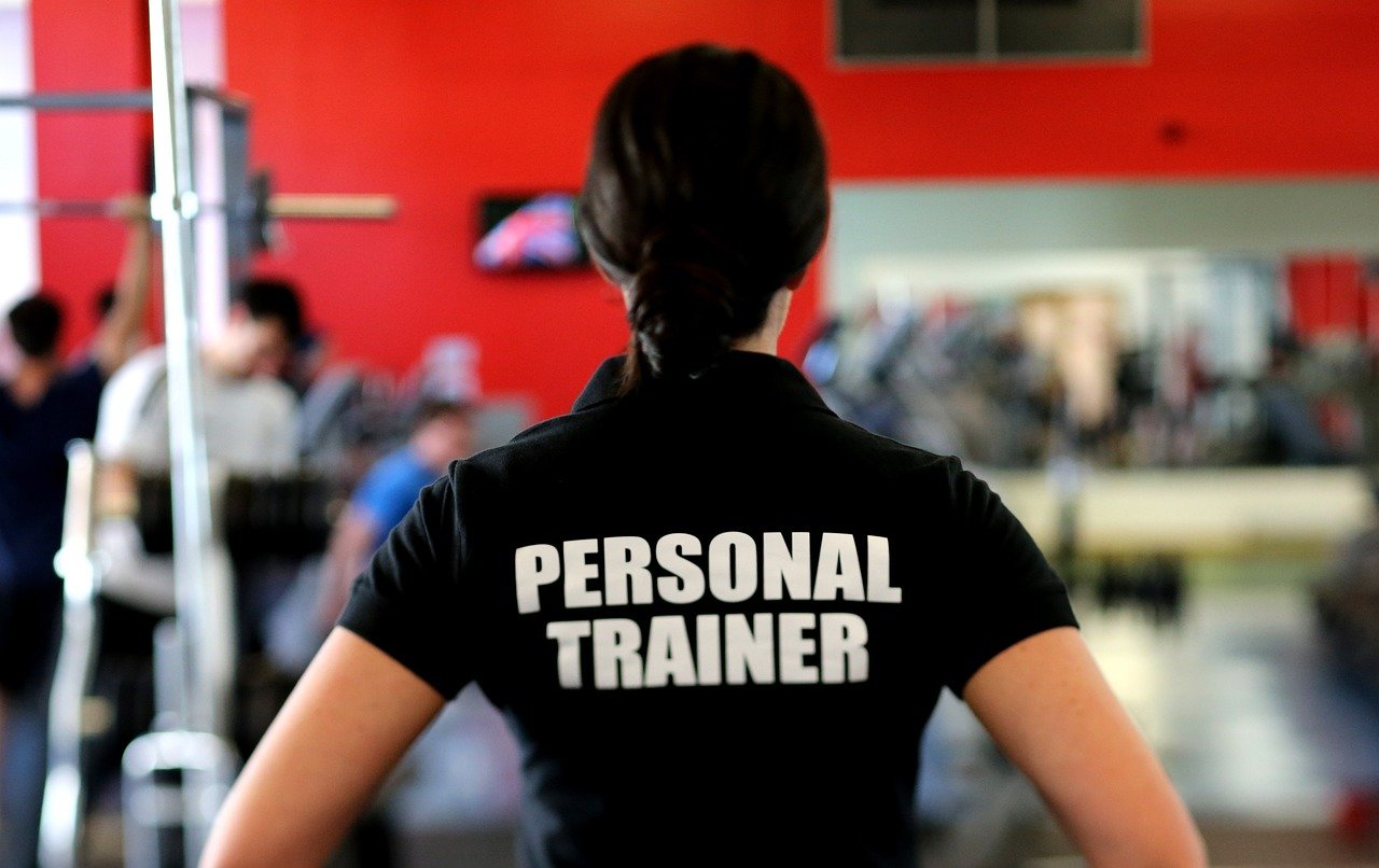 how to make money as a personal trainer