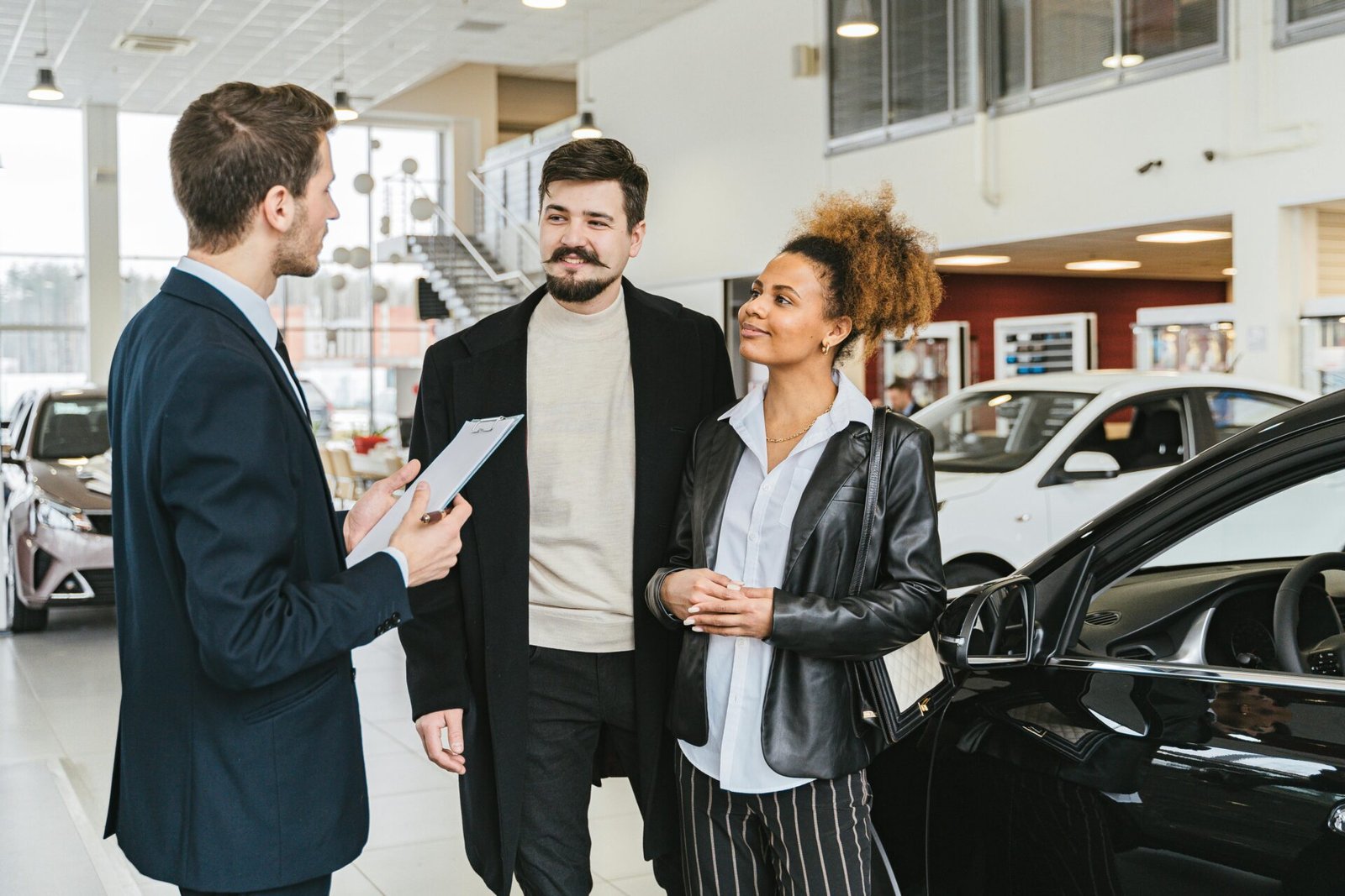 how to get a loaner car from dealership